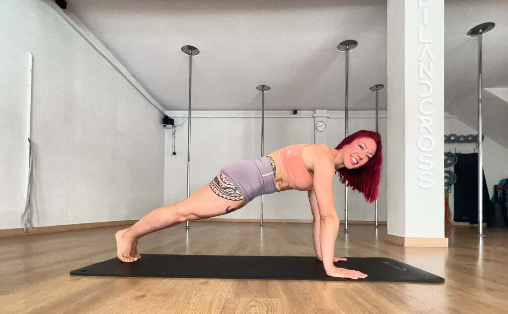 ejercicio de planchas para pilates